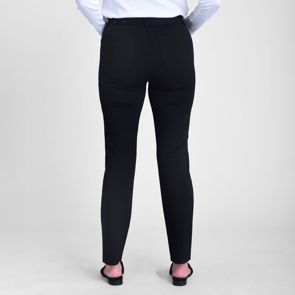 Signature Slimming Ponte Pant