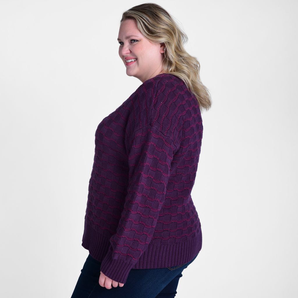 Blackberry Wine Side Detail Women