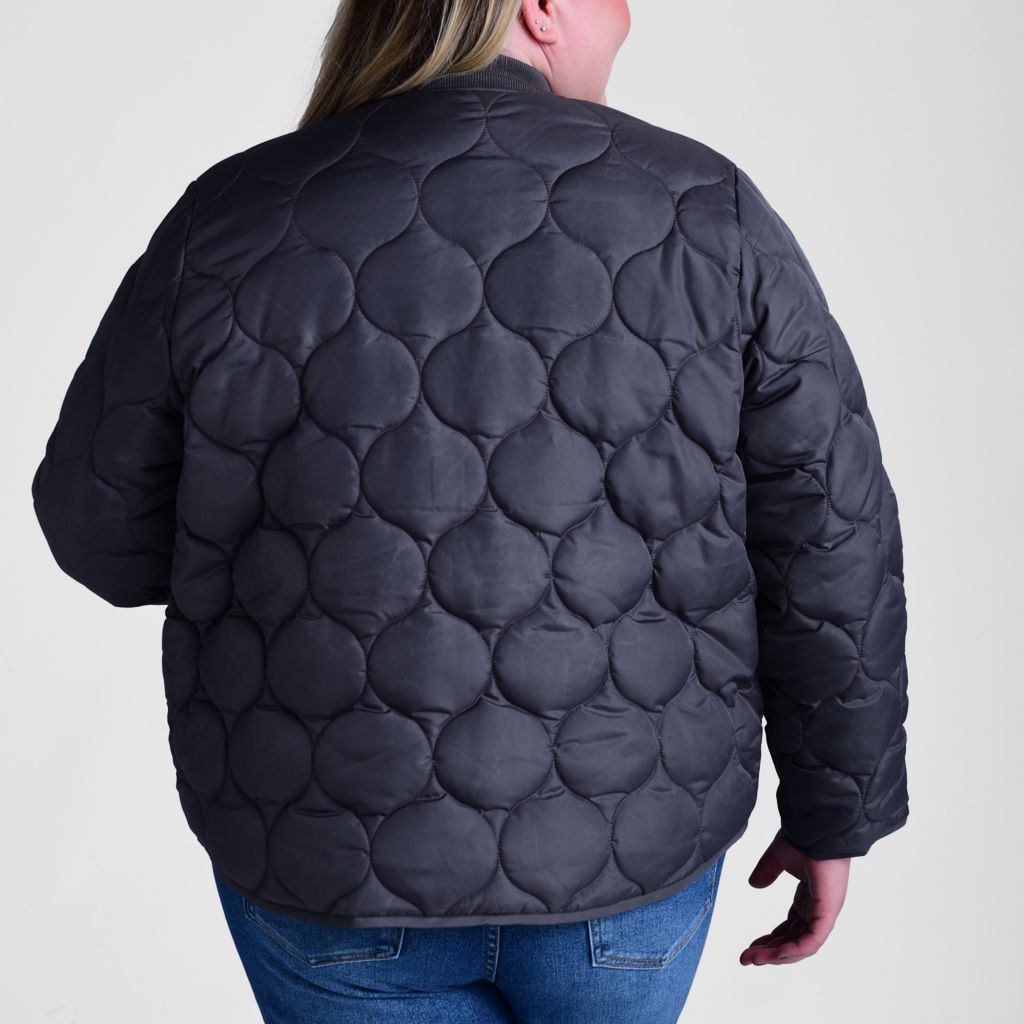 Magnet Back Detail Women