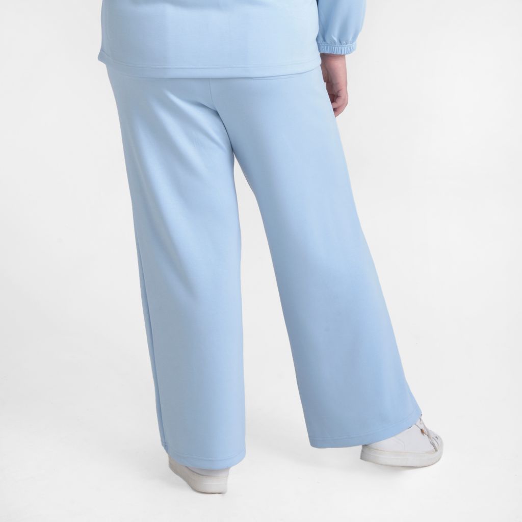 Cashmere Blue Back Detail Women