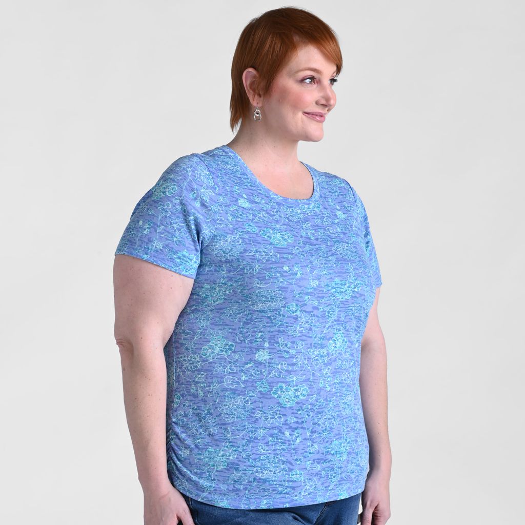 Blue Hydrangea Side Detail Women