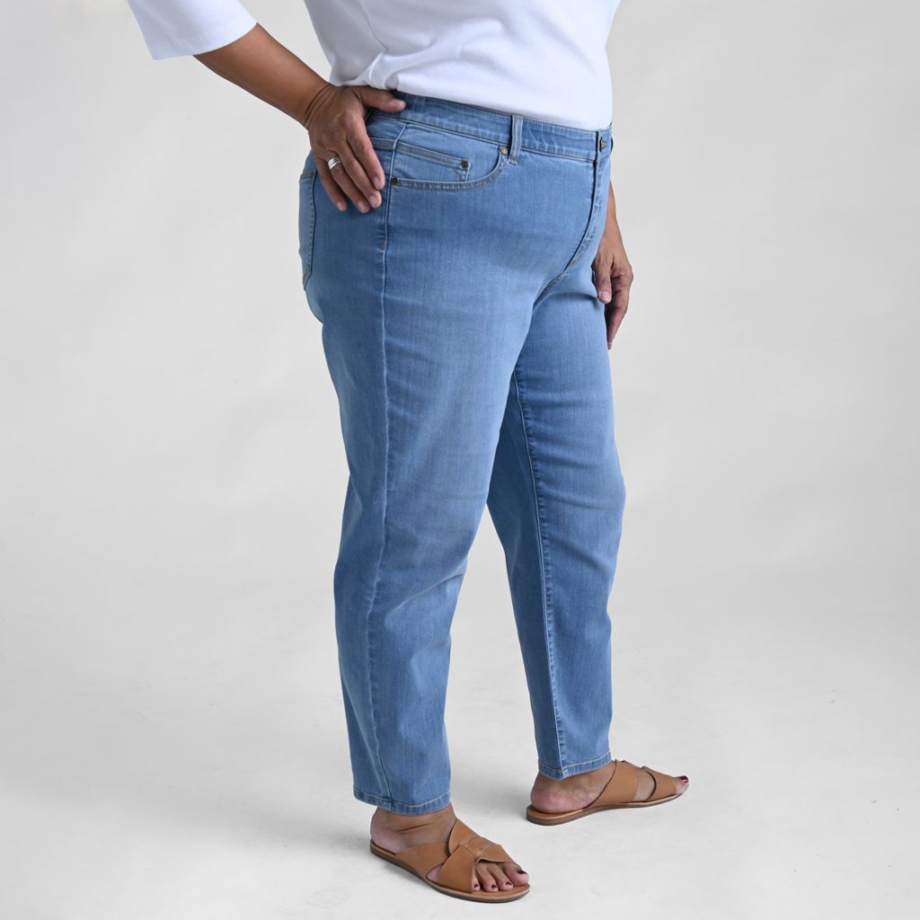Signature Slimming Shaped Fit Ankle Jean