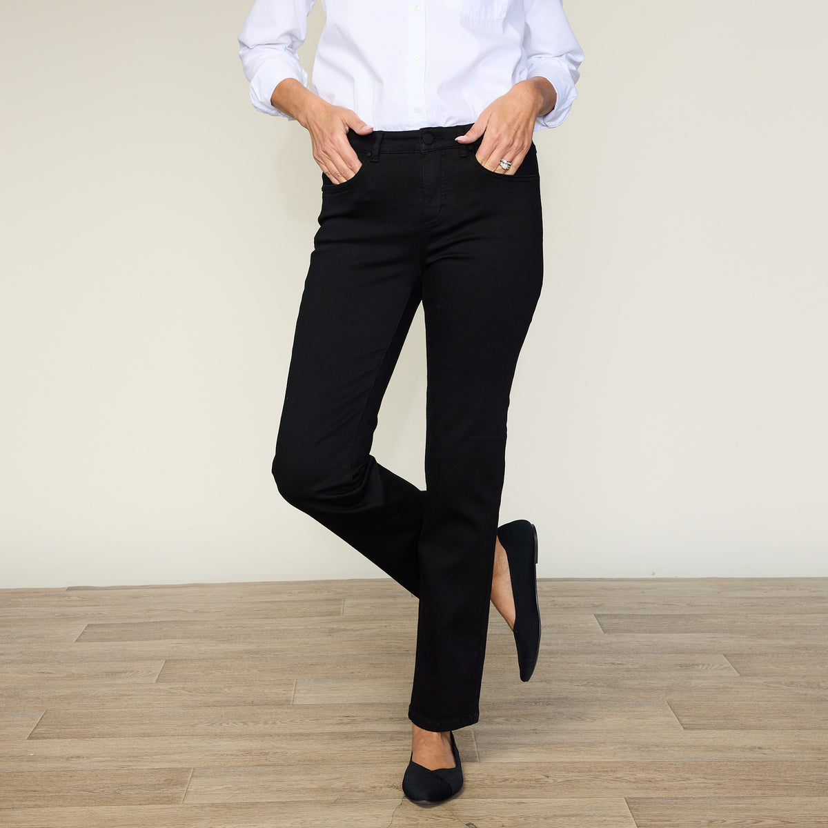 Black Front Detail Missy