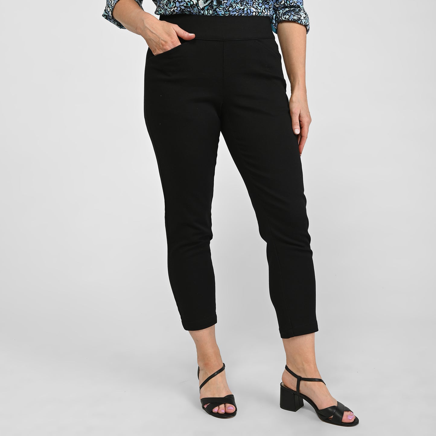 Black Front Detail Missy