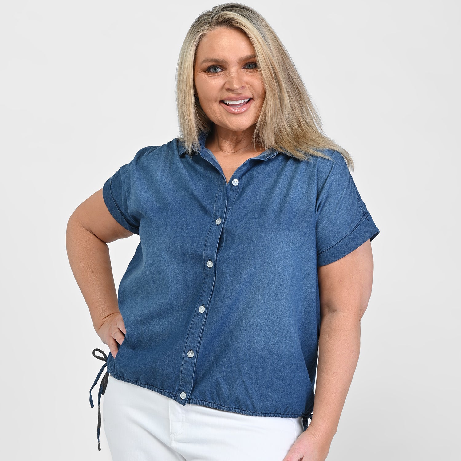 Medium Wash Front Detail Women