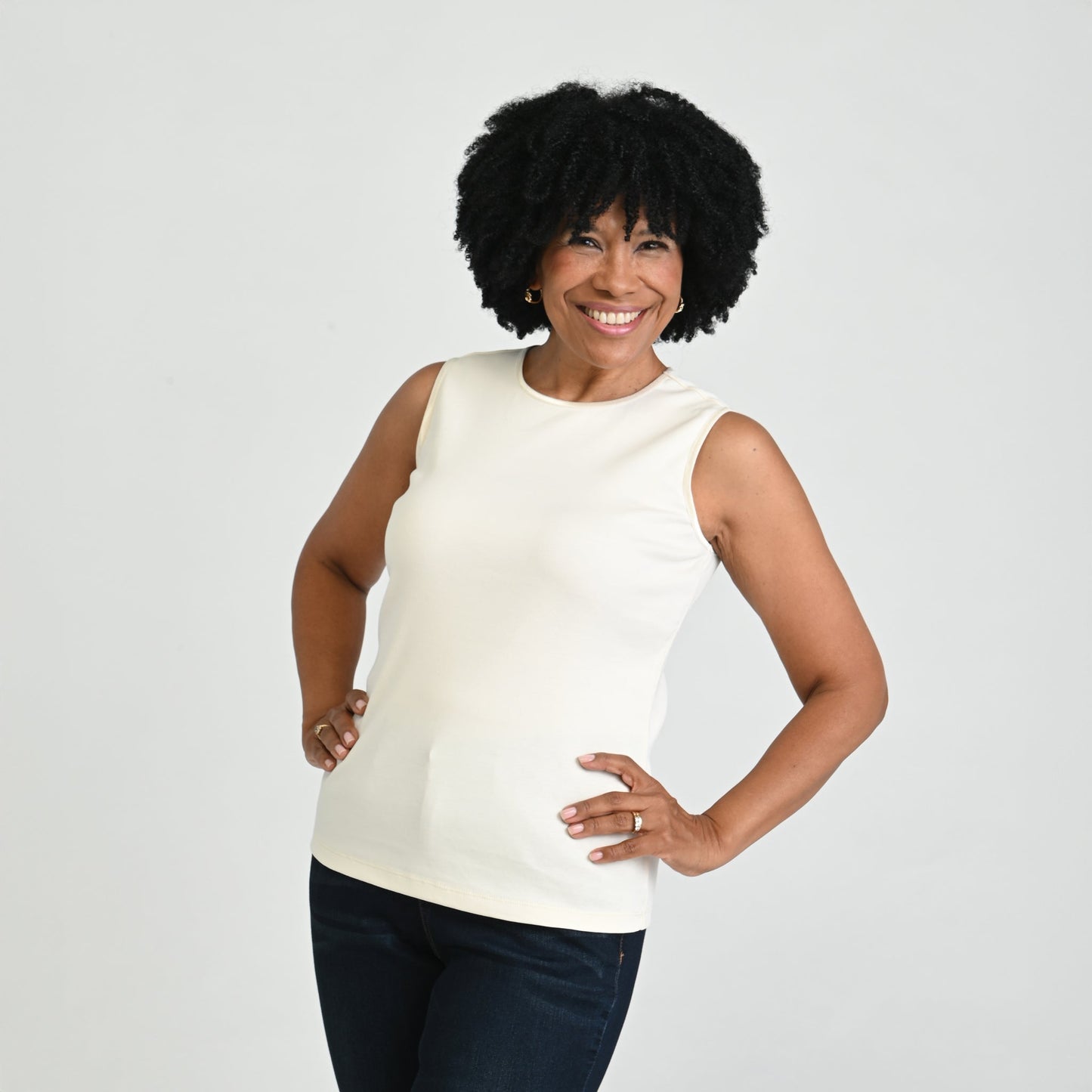 Petite Sleeveless Crew Neck Satin Trim Perfect Tank