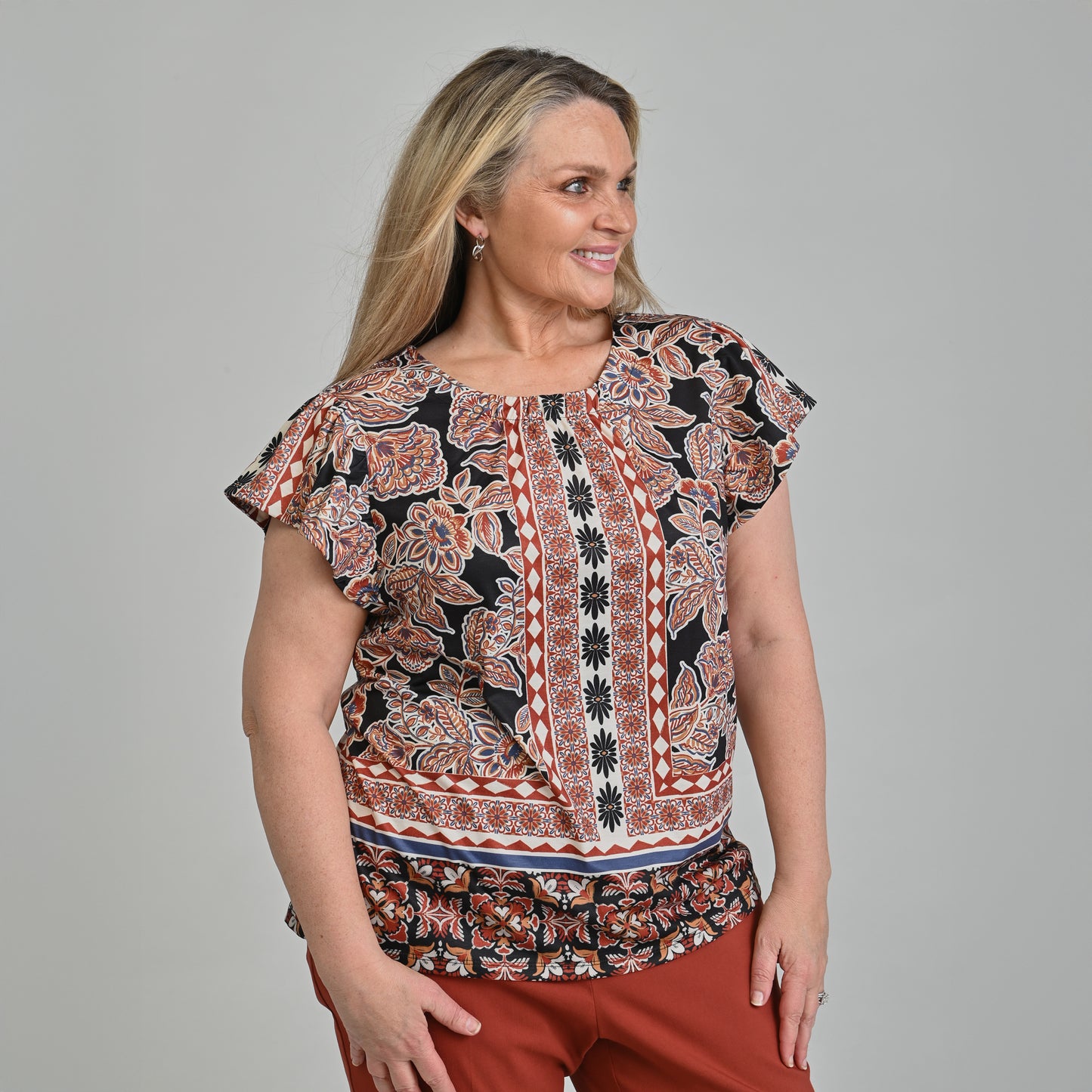 Black Side Detail Women