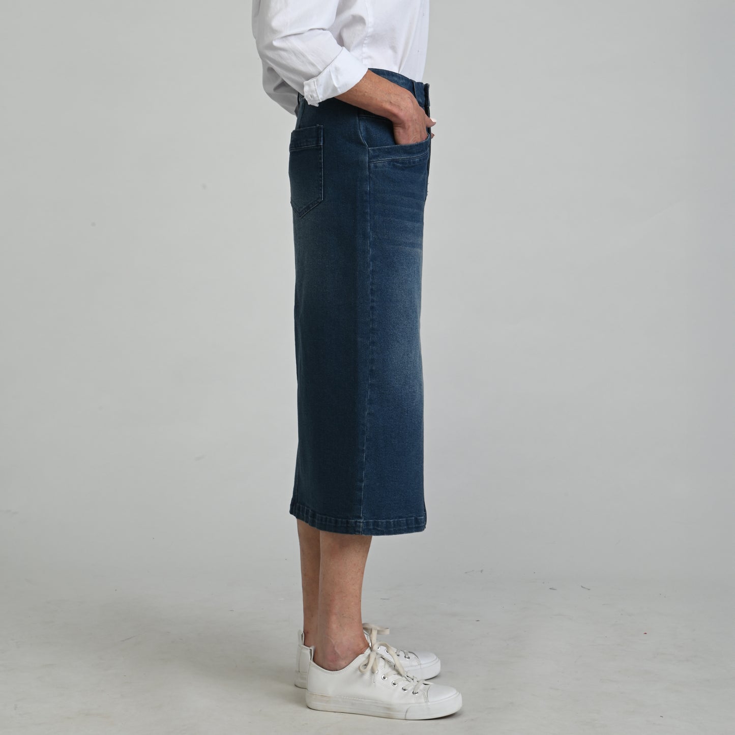 Medium Wash Side Detail Missy