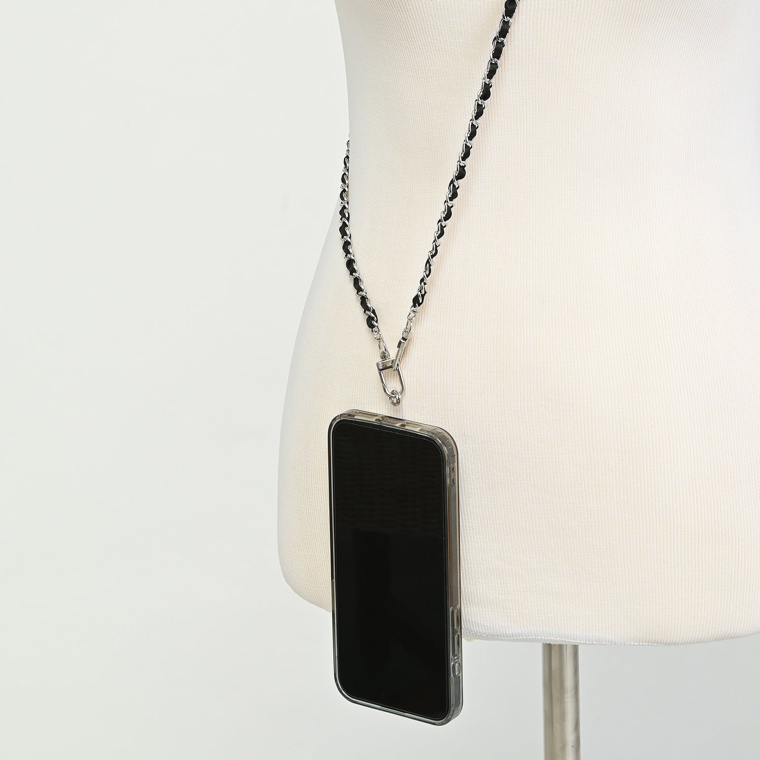 Black Silver Front Detail