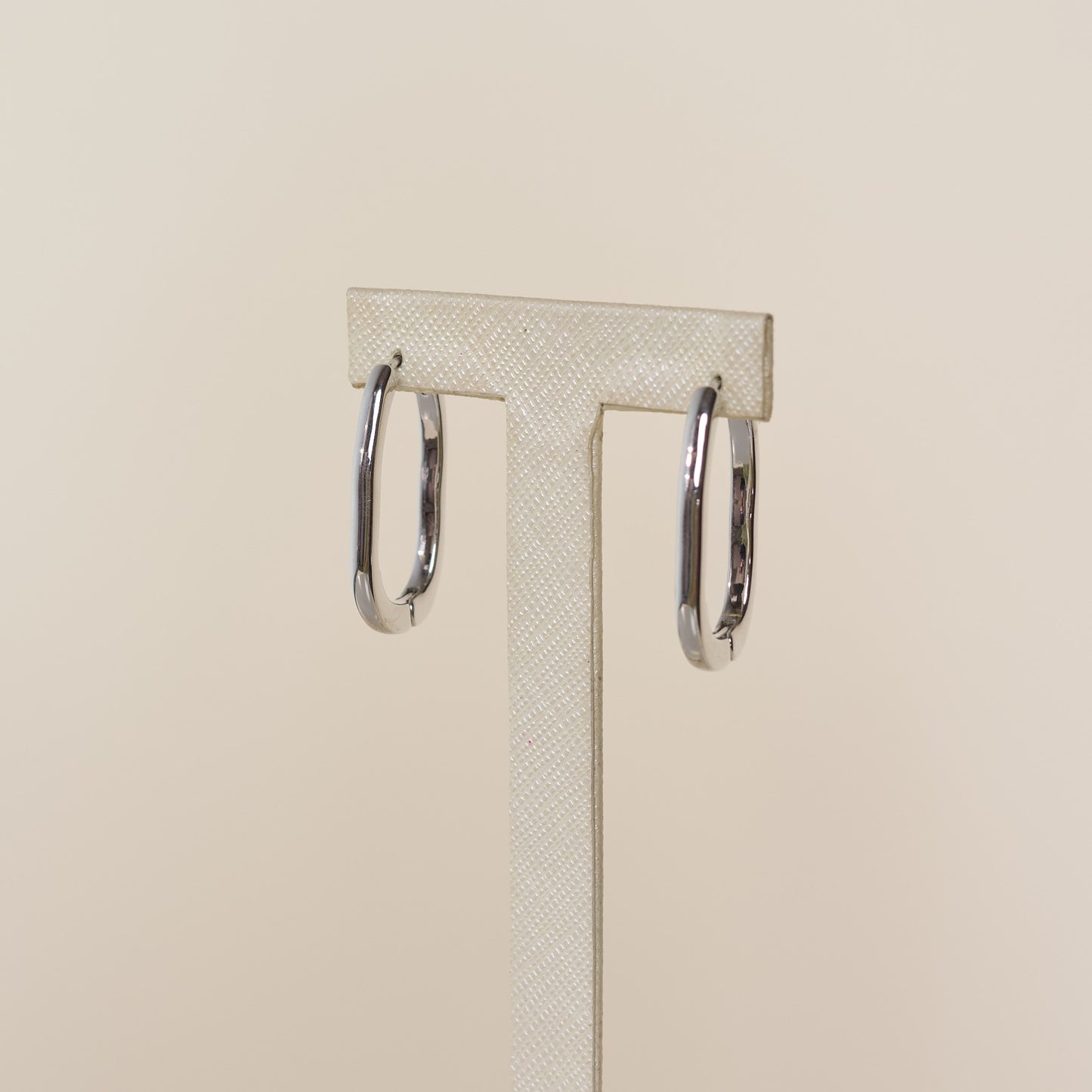 Silver Front Detail