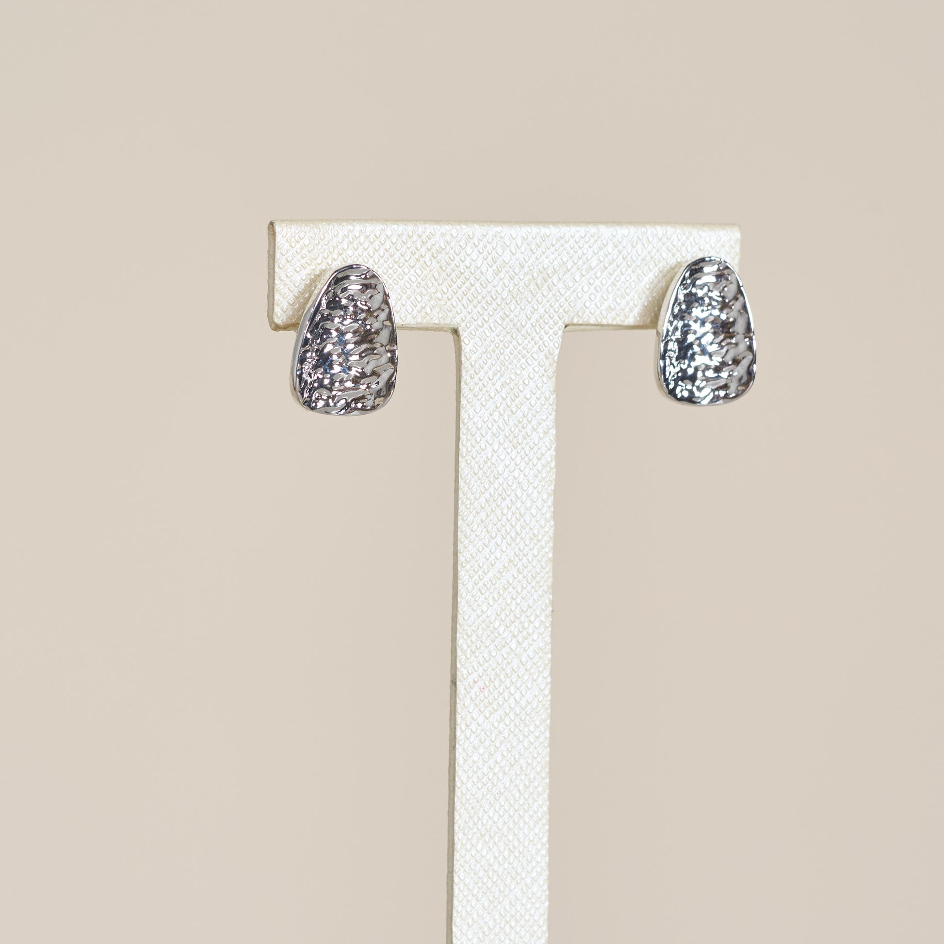 Silver Front Detail