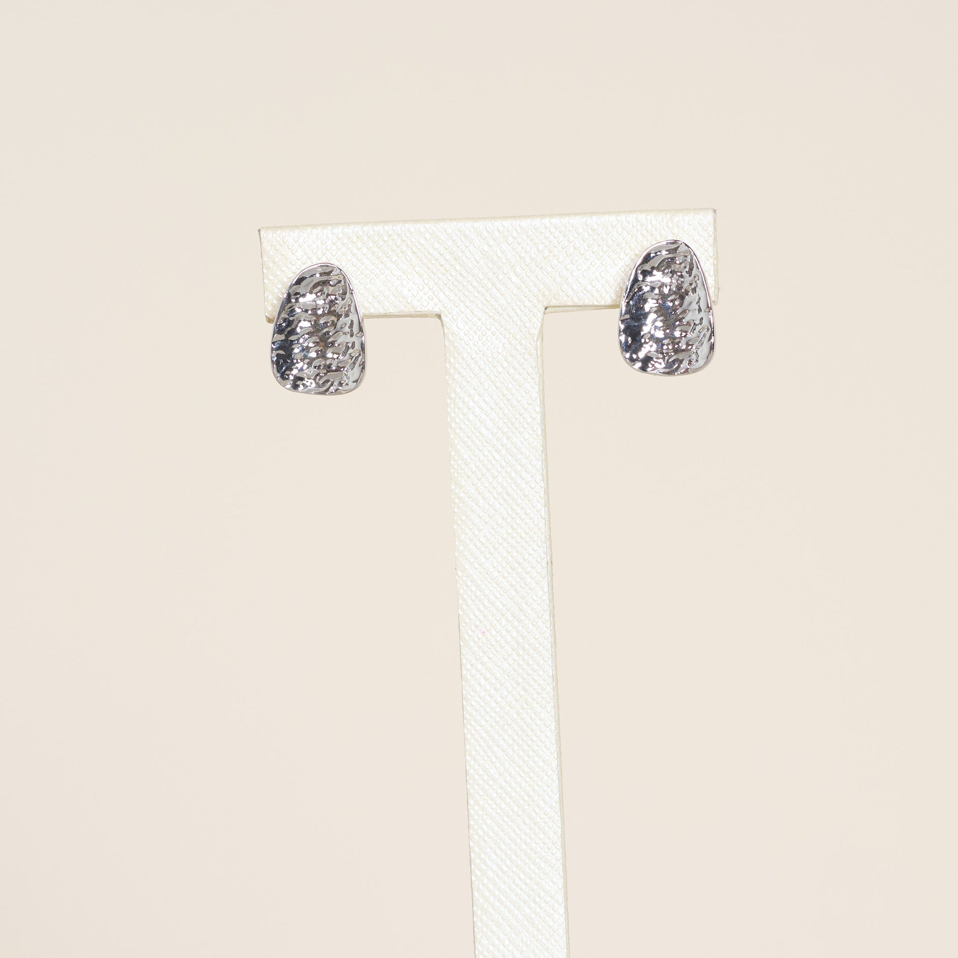 Silver Front Detail