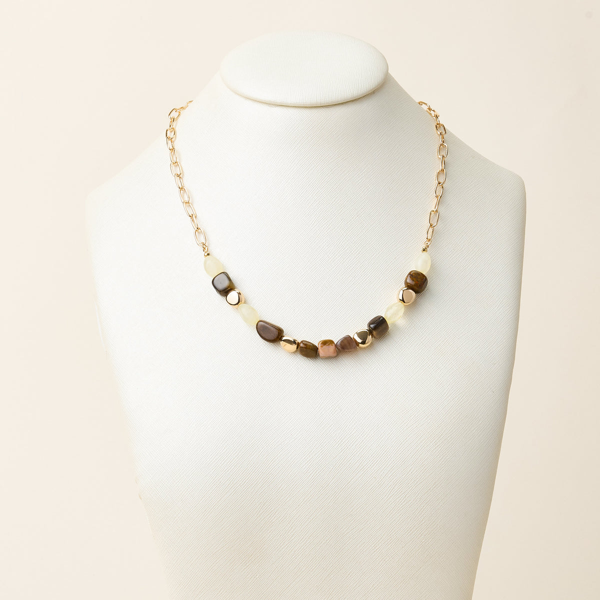 Neutral Detail