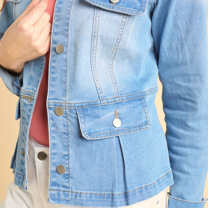 Light Stonewash Pocket Detail Missy