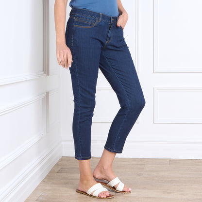 Dark Stonewash Side Detail Missy