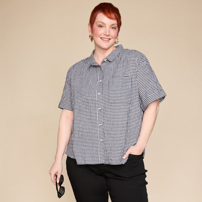 Black Gingham Seersucker Button Front Short Sleeve Shirt Black / S