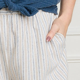 Neutral Print Detail Missy