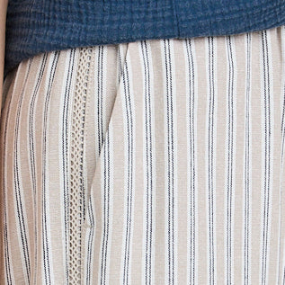 Neutral Print Detail Missy