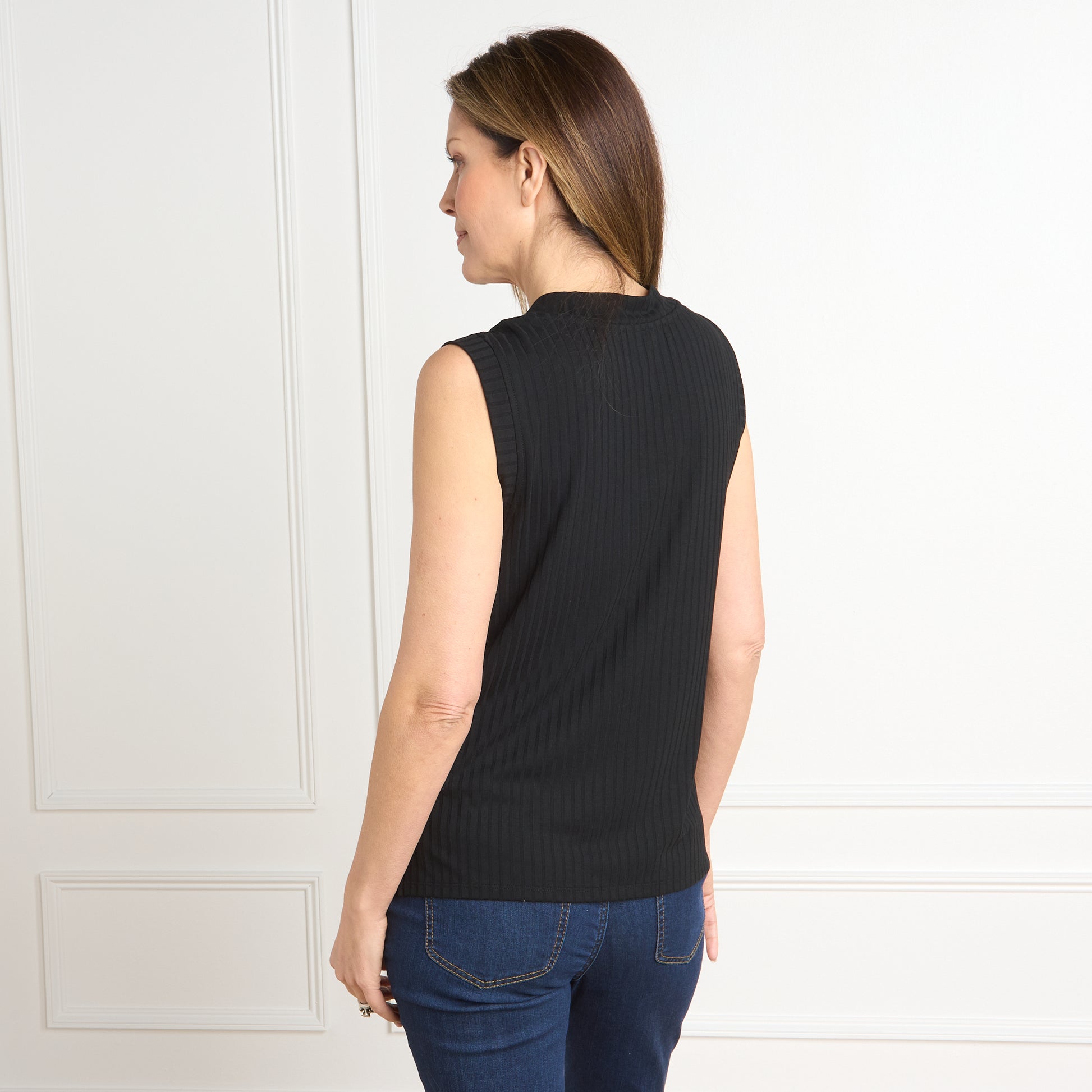 Black Back Detail Missy