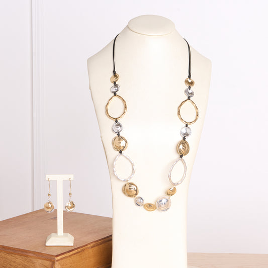 Mixed Metals Set Detail