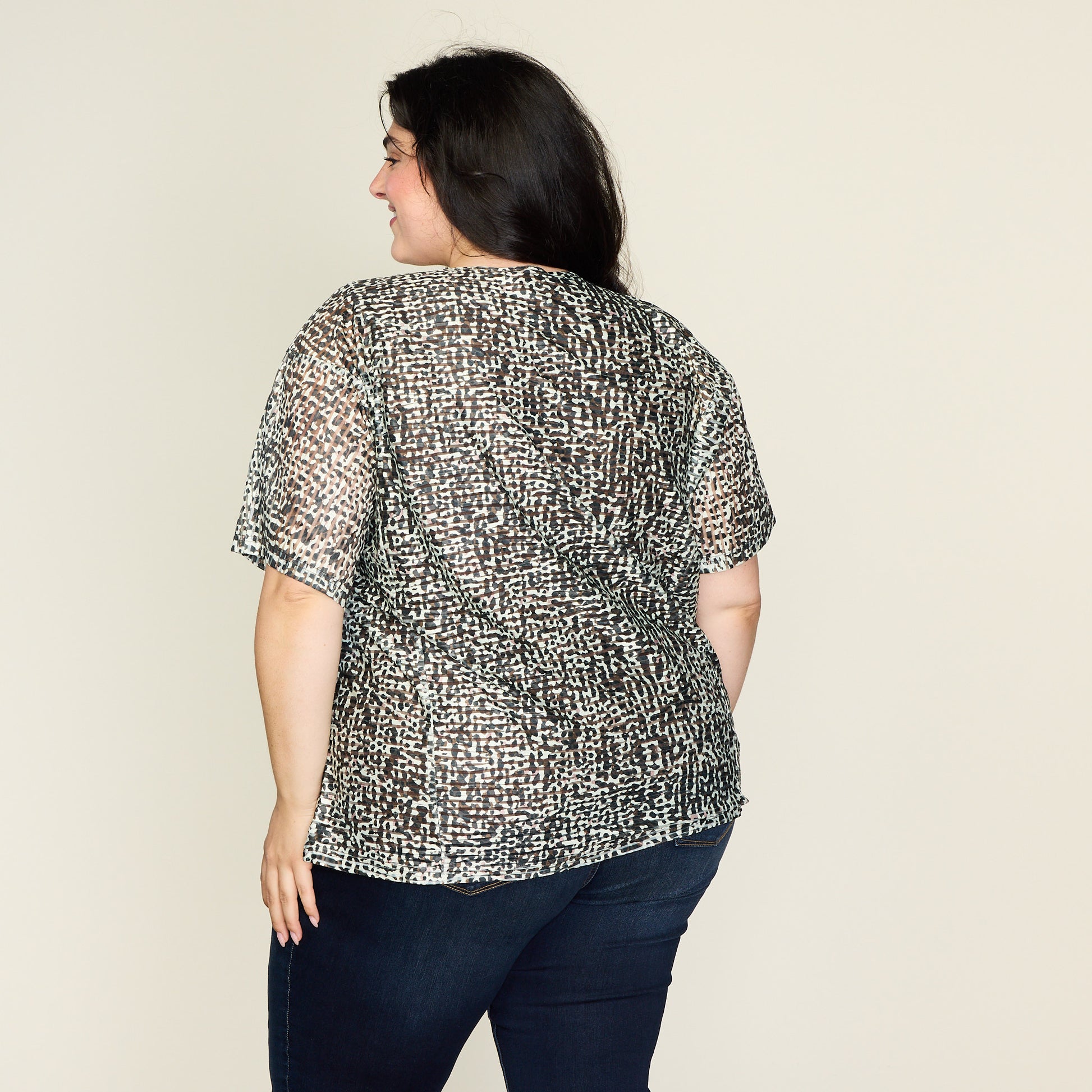 Antique White Back Detail Women