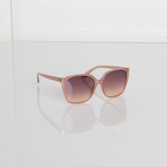 Blush Detail