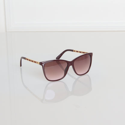 Burgundy Detail