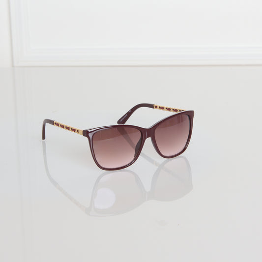 Burgundy Detail