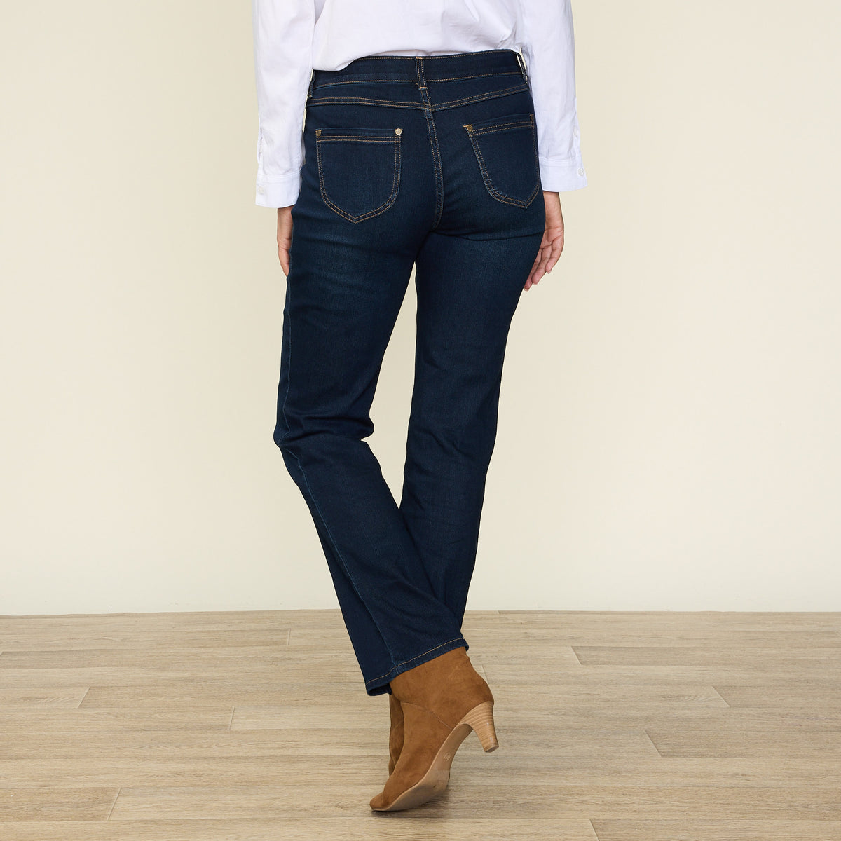Dark Stonewash Back Detail Missy