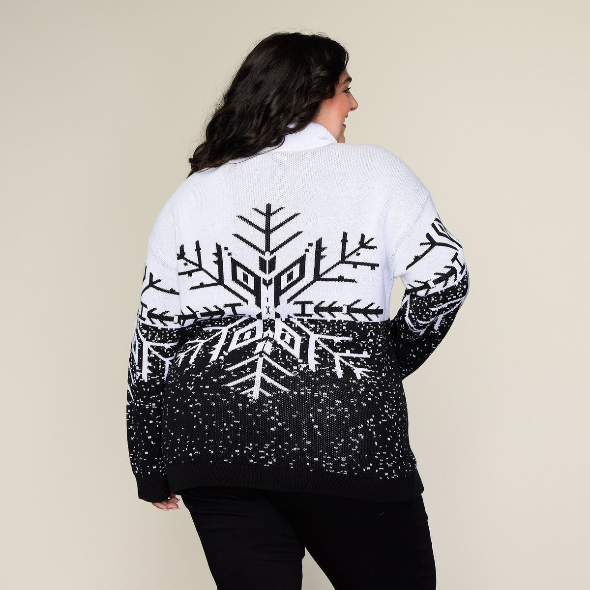 Black and White Back Detail Women
