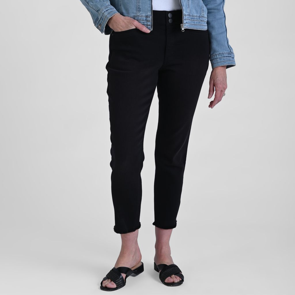 Signature Slimming Frayed Cuff Ankle Jean