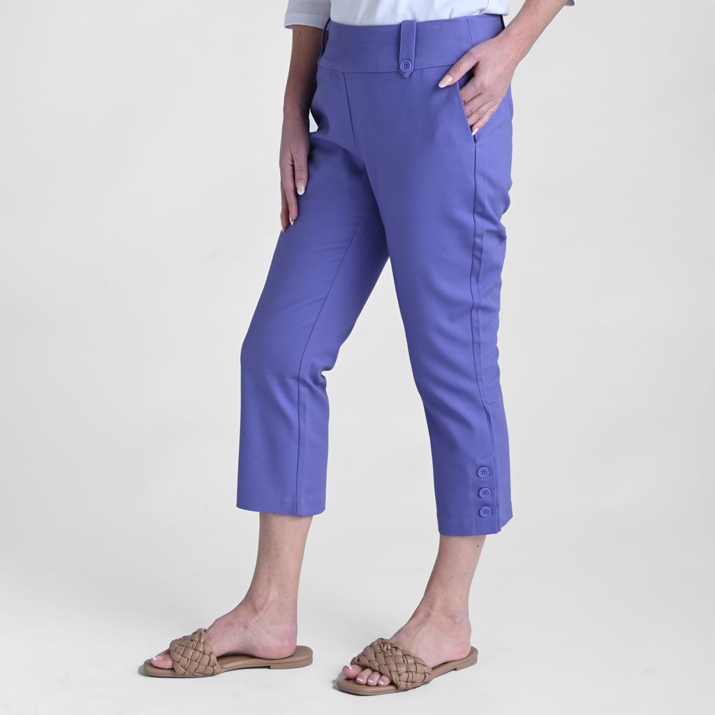 Signature Slimming Button Detail Pull On Capri - FANDANGO PINK