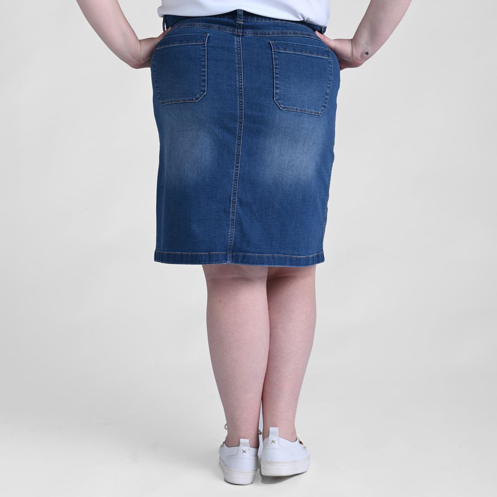 Medium Wash Back Detail Women