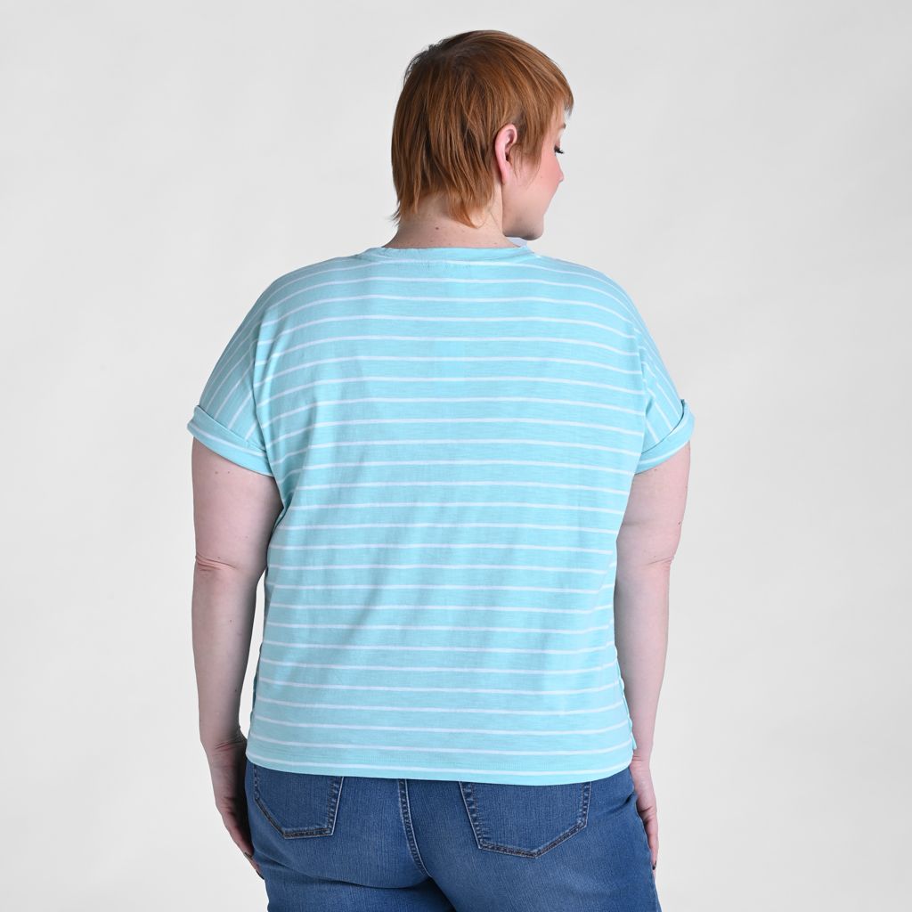 Button Hem Short Sleeve Tee
