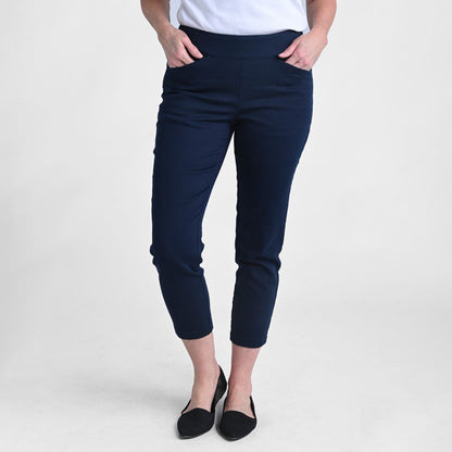 Signature Slimming Pull On Ankle Pant