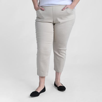 Signature Slimming Pull On Ankle Pant