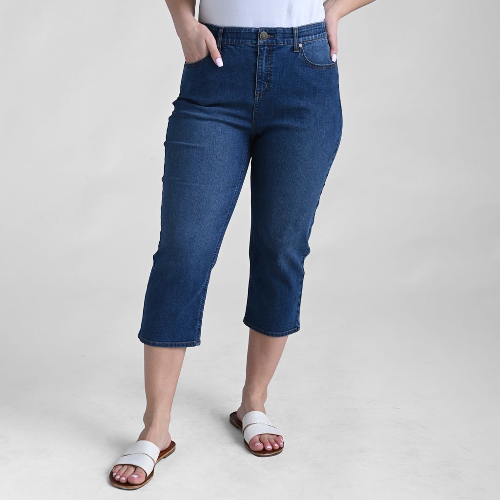 Everyday Denim Relaxed Fit Capri