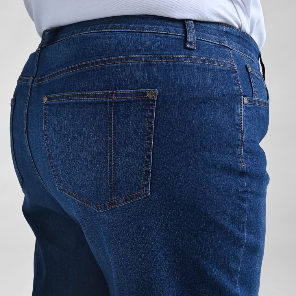 Everyday Denim Relaxed Fit Capri