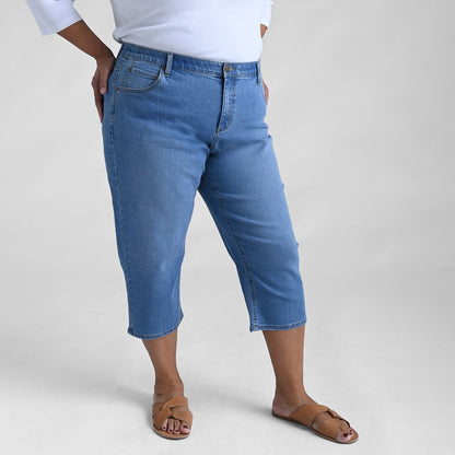 Everyday Denim Relaxed Fit Capri
