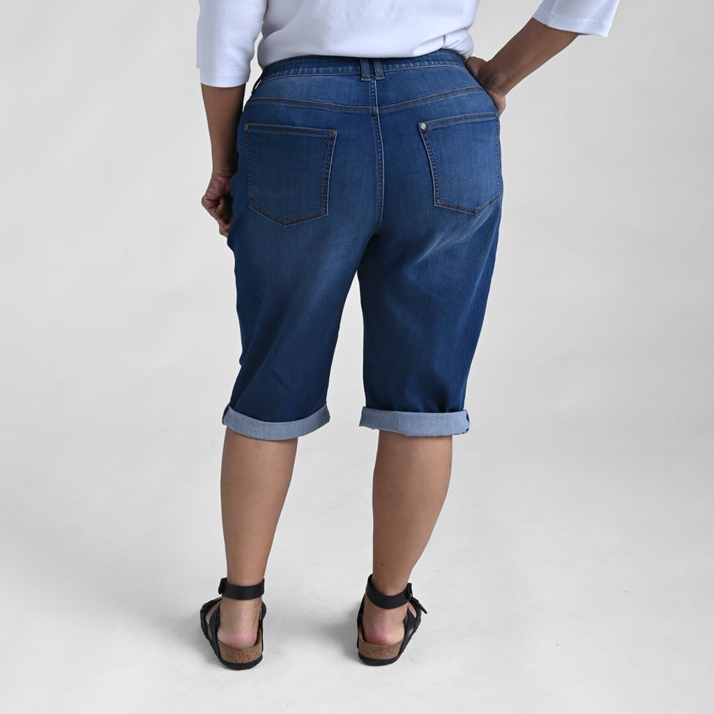 Medium Stonewash Back Detail Women