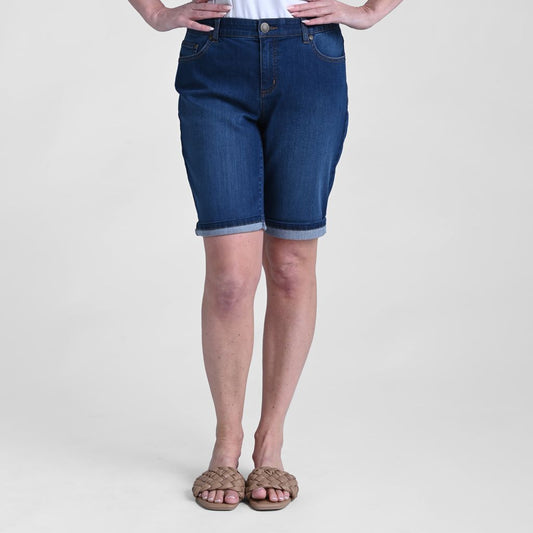 Signature Slimming Shaped Fit Bermuda