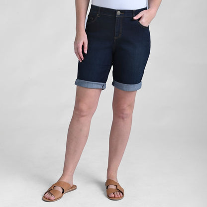 Signature Slimming Shaped Fit Bermuda