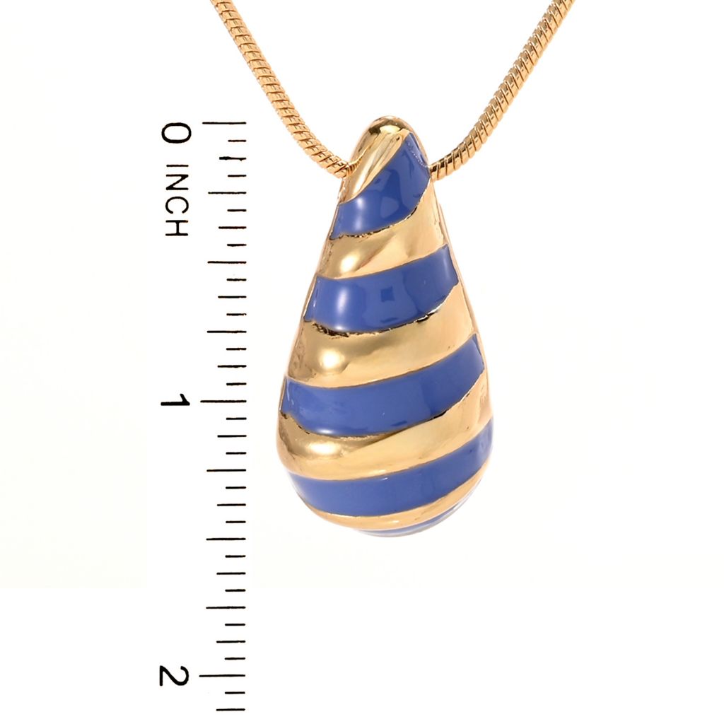 Gold Scale Detail