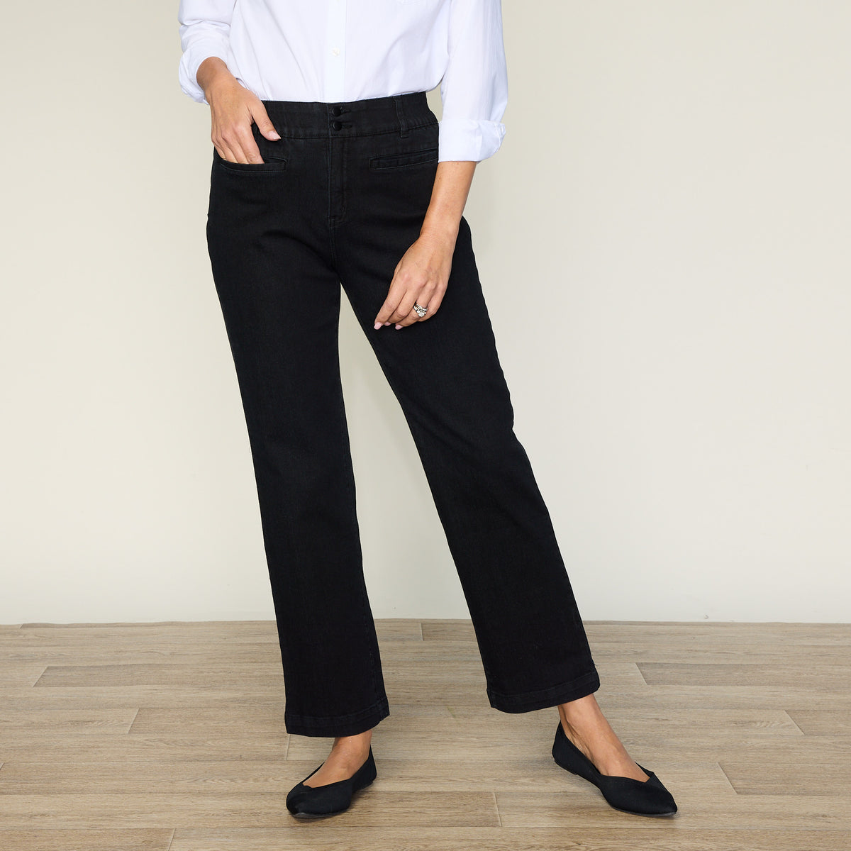 Black Front Detail Missy