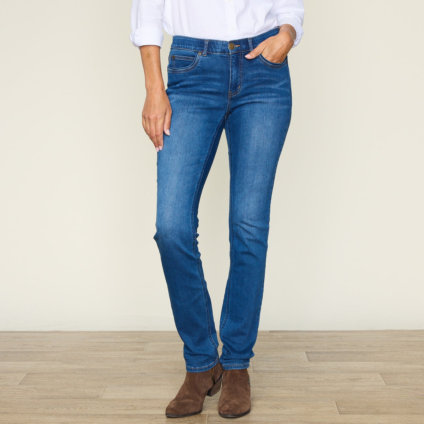 Signature Slimming Shaped Fit Tapered Leg Jean - Medium Stonewash
