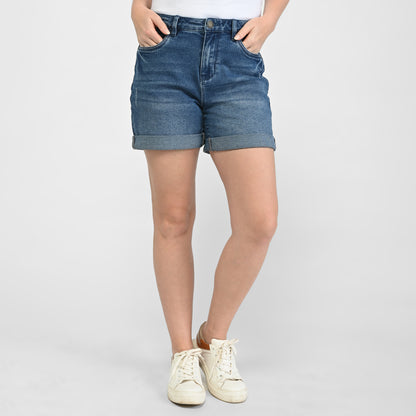 Medium Wash Front Detail Missy