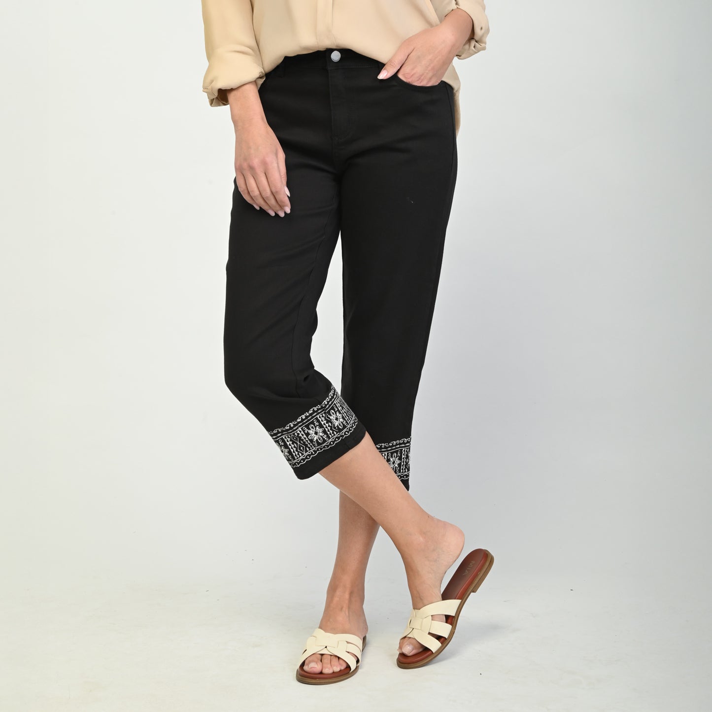 Black Front Detail Missy