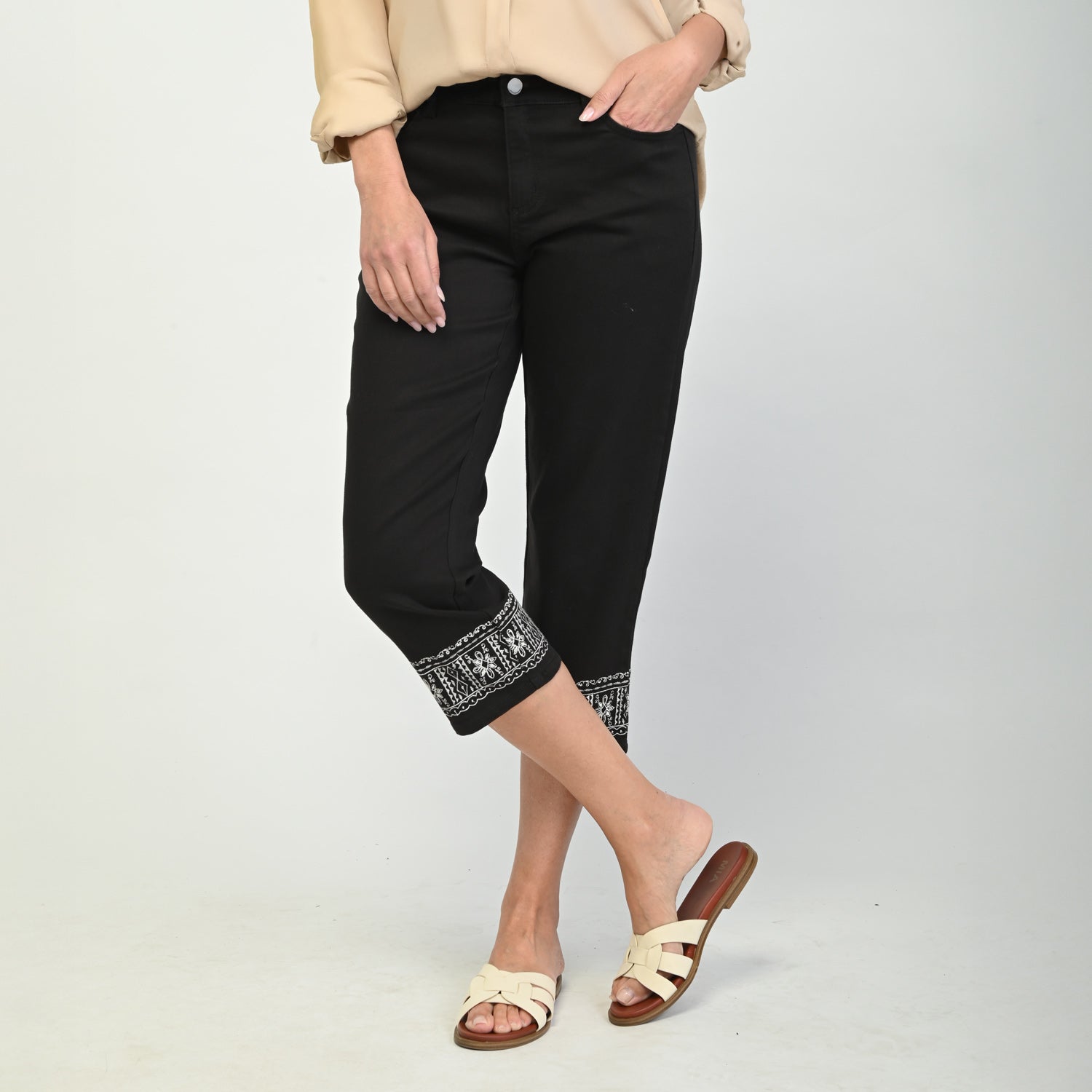 Black Front Detail Missy