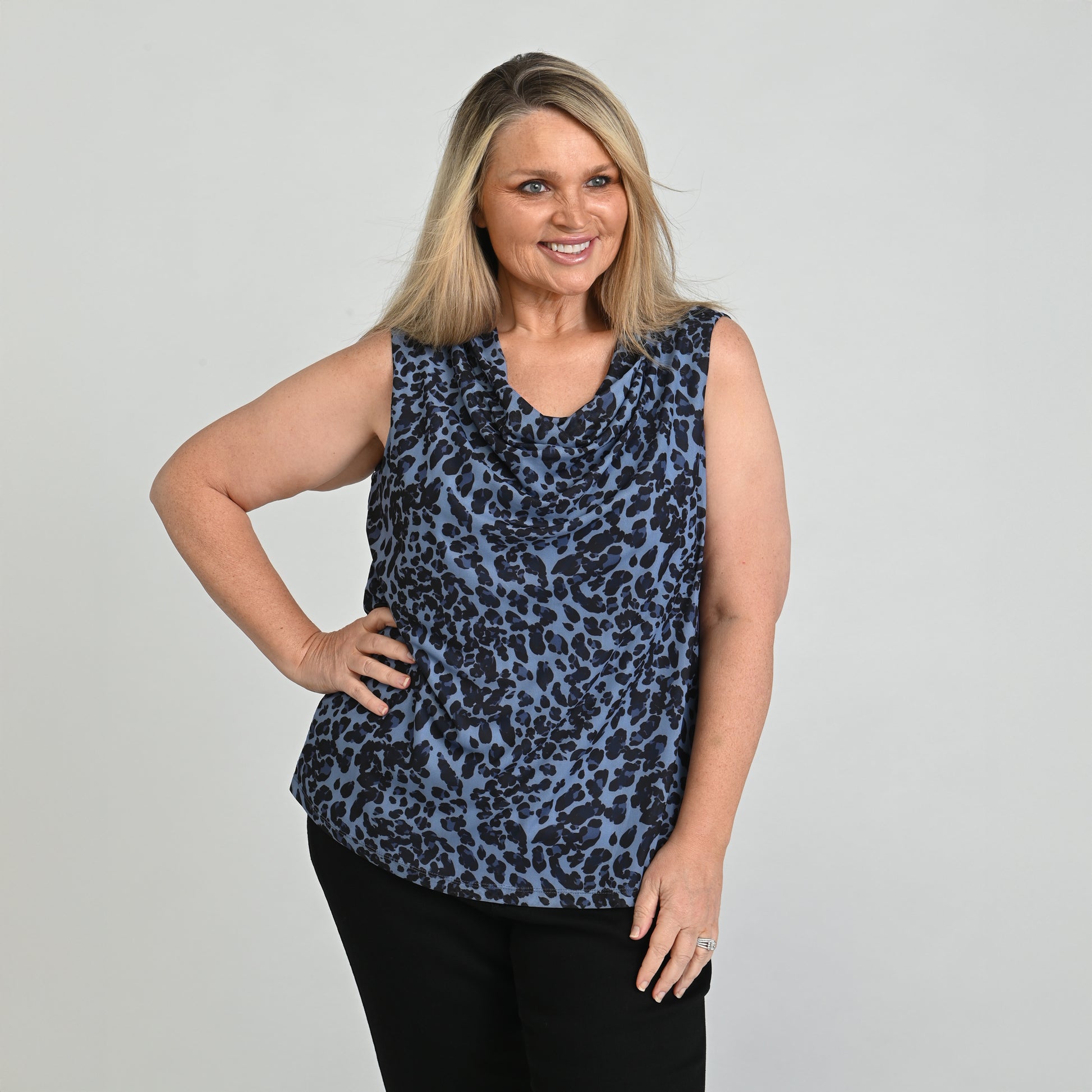 Atmosphere Blue Front Detail Women