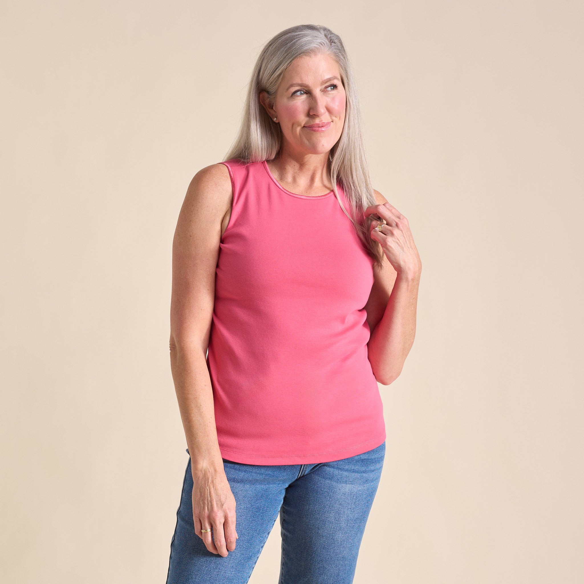 Sleeveless Crew Neck Satin Trim Missy Perfect Tank – Christopher